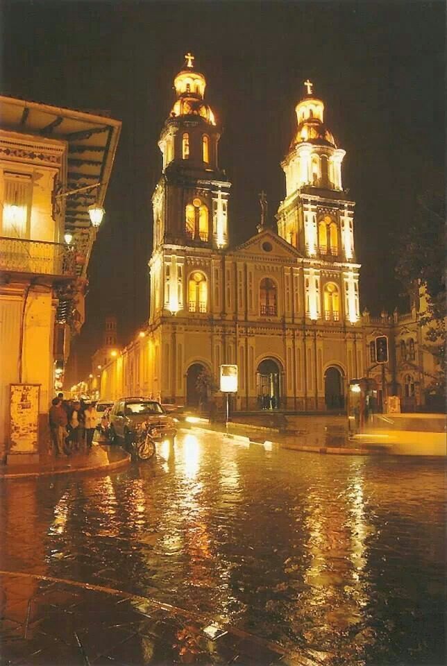 Iglesia de Santo Domingo | Cuenca ecuador, Quito, Ecuador