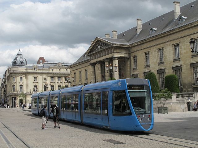 Streetcars Light Rail Vehicle, Rail Europe, Busse, All Aboard, Marne ...