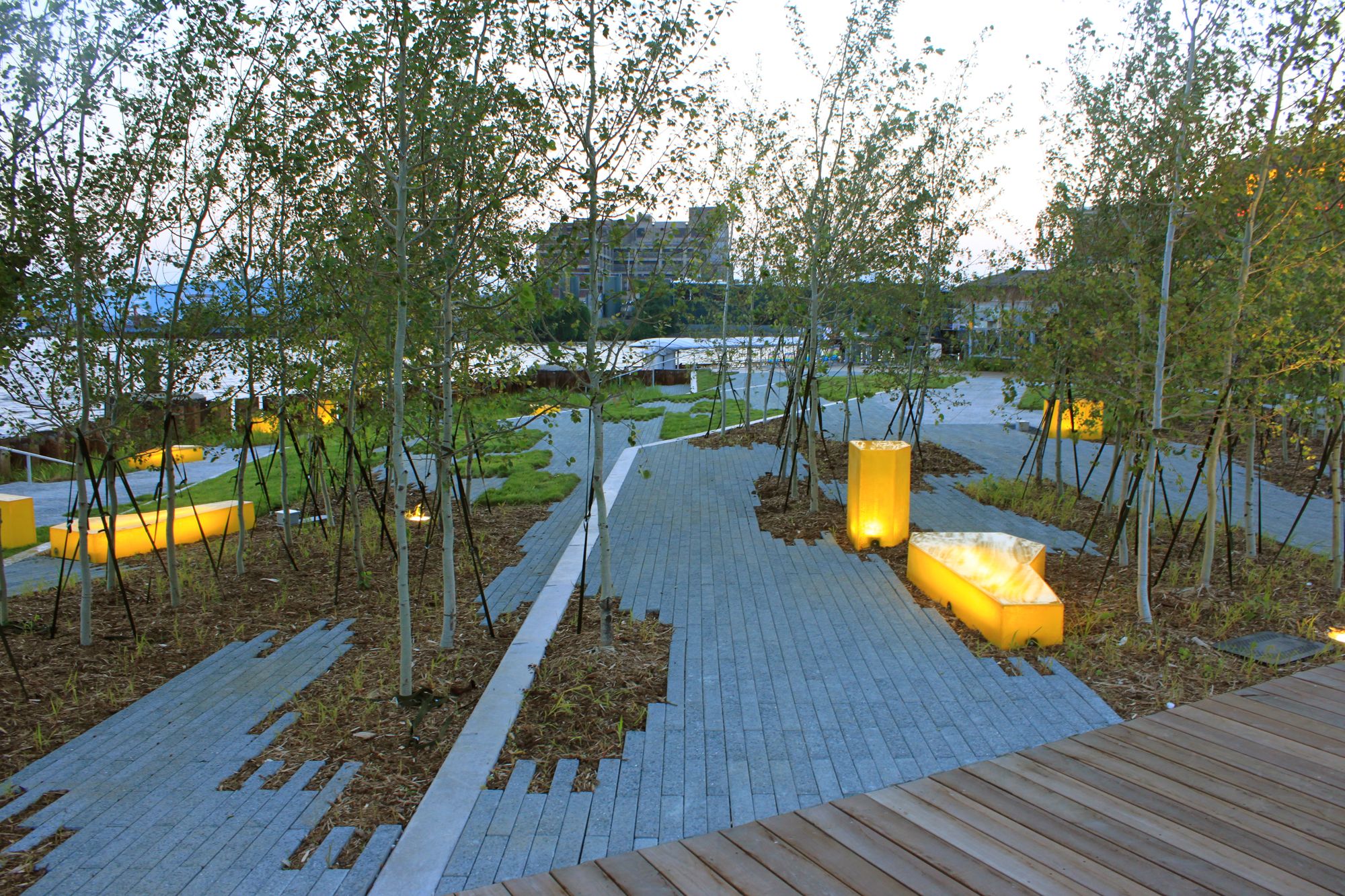 Erie Street Plaza / StossLU | Pavement design, Urban landscape design ...