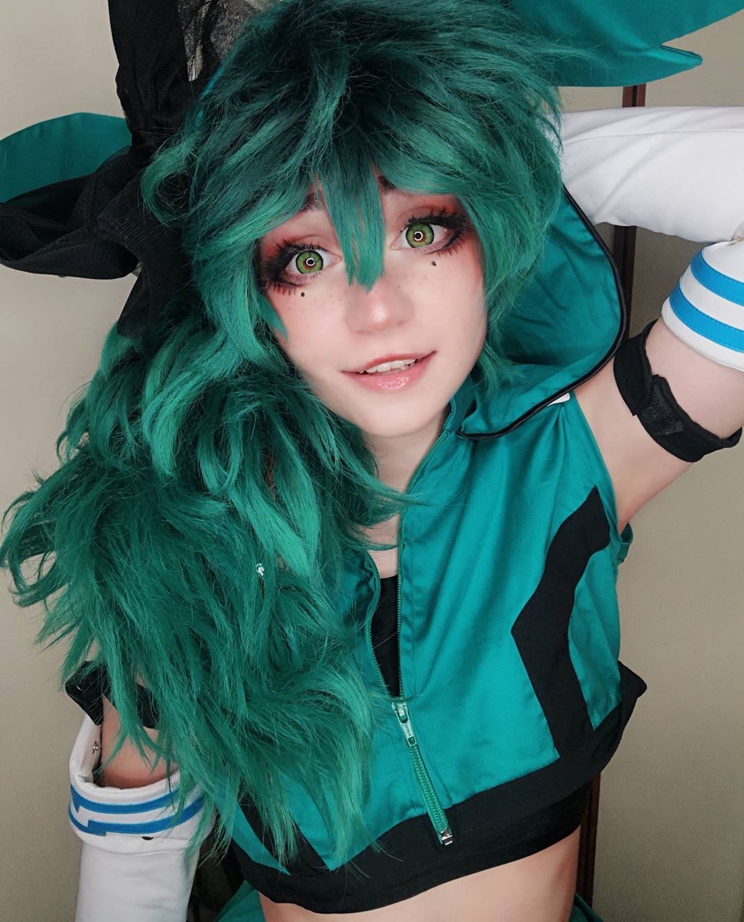 My hero academia cosplayer goes plus ultra with deku female twist – Artofit