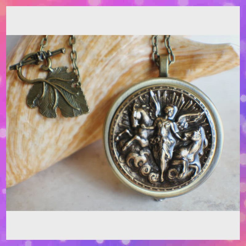 Angel and Horse Medalion Music Box Locket in Bronze. #Locket #photolocket #weddingjewelry #onlineshopping #giftforher #handmade #etsy #smallbusiness #Pocketwatch #Specialtygift