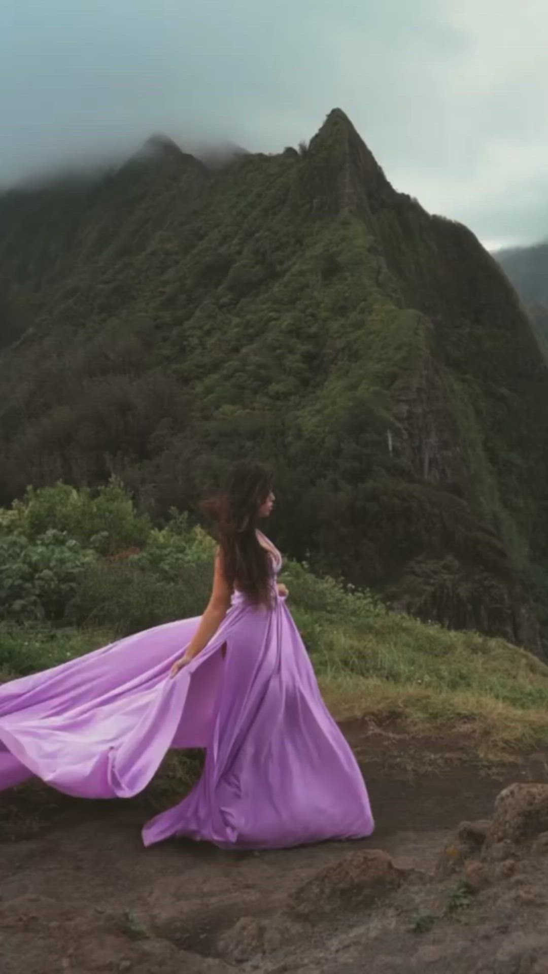 This contains an image of: Orchid Hi Flying Dress with @waaltzhawaii on Oahu. Who needs to plan a trip?