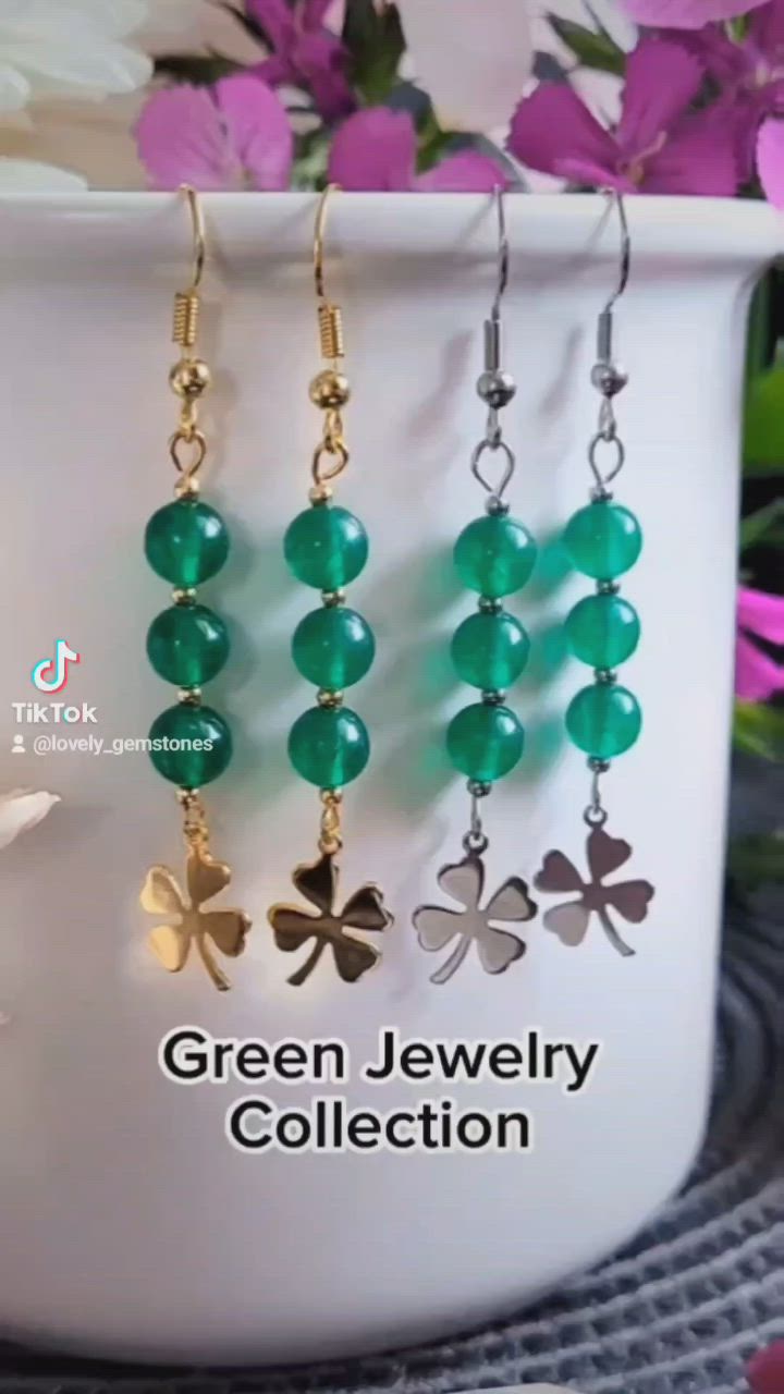  

With St. Patrick's Day approaching, we'd like to present our beautiful Green Collection. Just visit our Etsy shop MyLovelyGemstones for more details. 
 • #lovely_gemstones #green #ilovegreen #greenjewelry #greengems #greenstones #greenbracelets #greenearrings #luckycharms #4leafclovers #4leafclover🍀 #shamrock #saintpatricksday #pattysday #stpatricksday #stpatricksjewelry #fourleafclover #luckyshamrock #goodluckjewelry #springjewelry #greenwedding #pulseraverdeparalostiktokers #greennecklace

