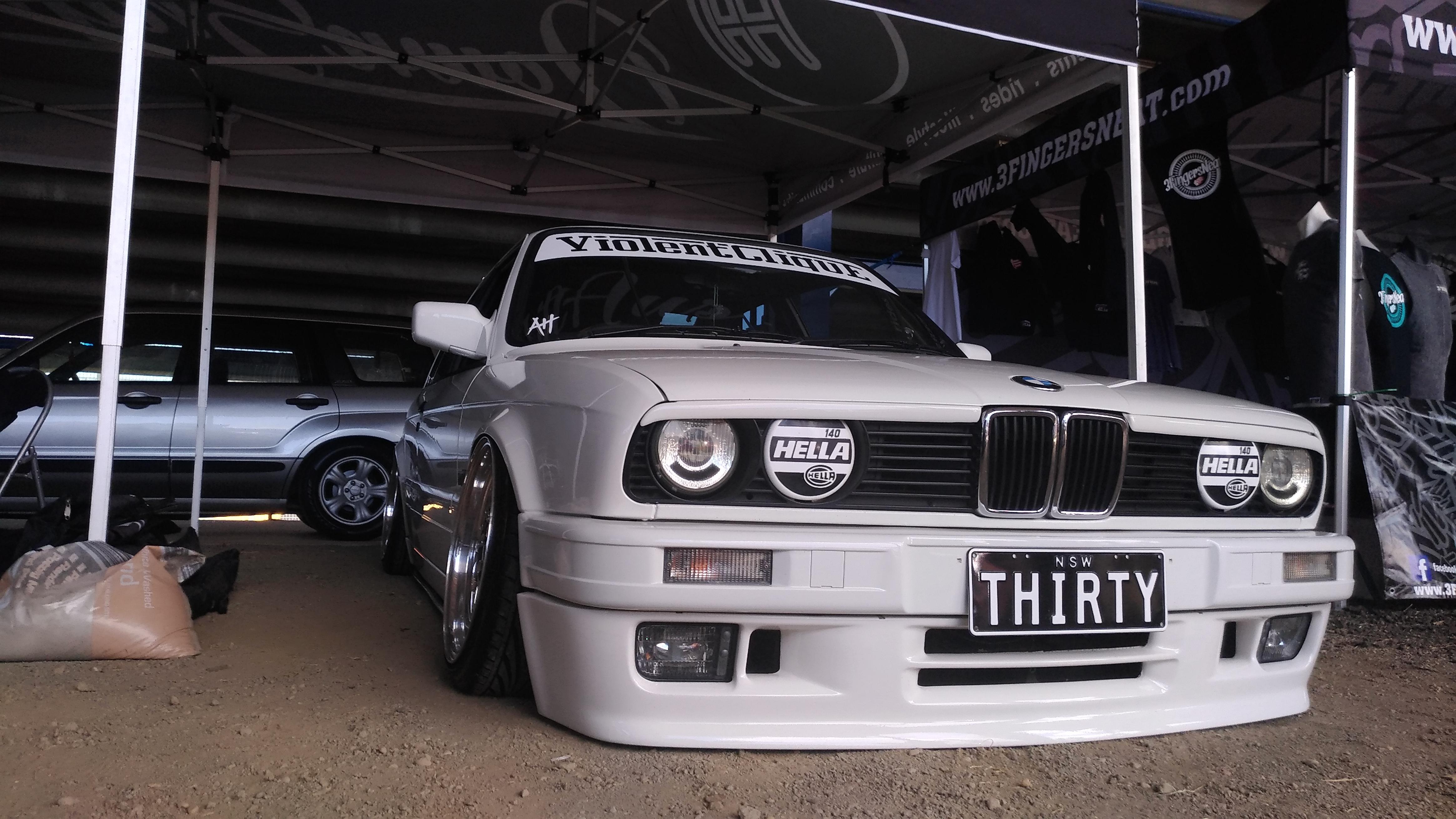 BMW E30 : BMW