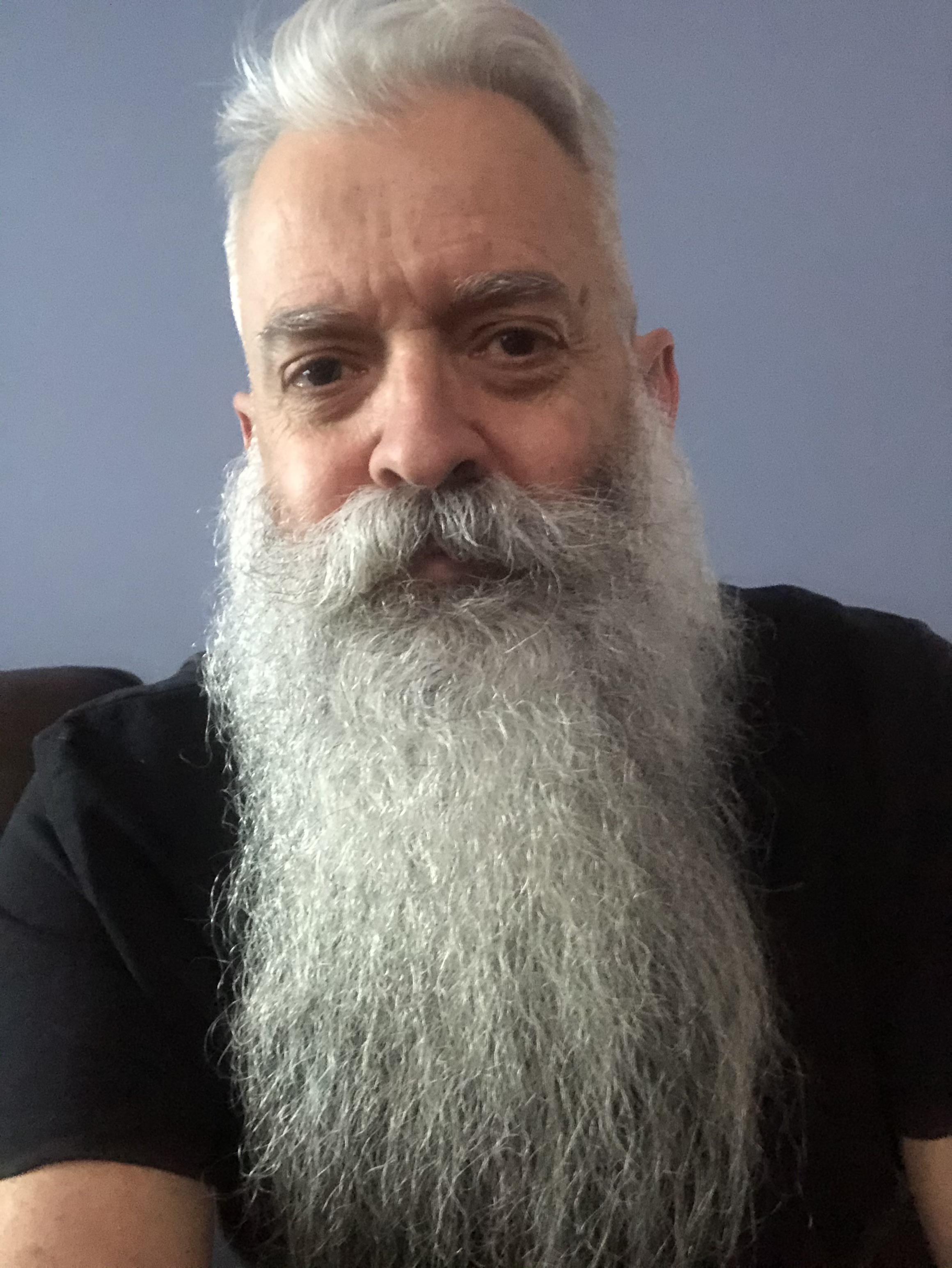 Getting thin at the end but I don’t want to touch it. : r/beards