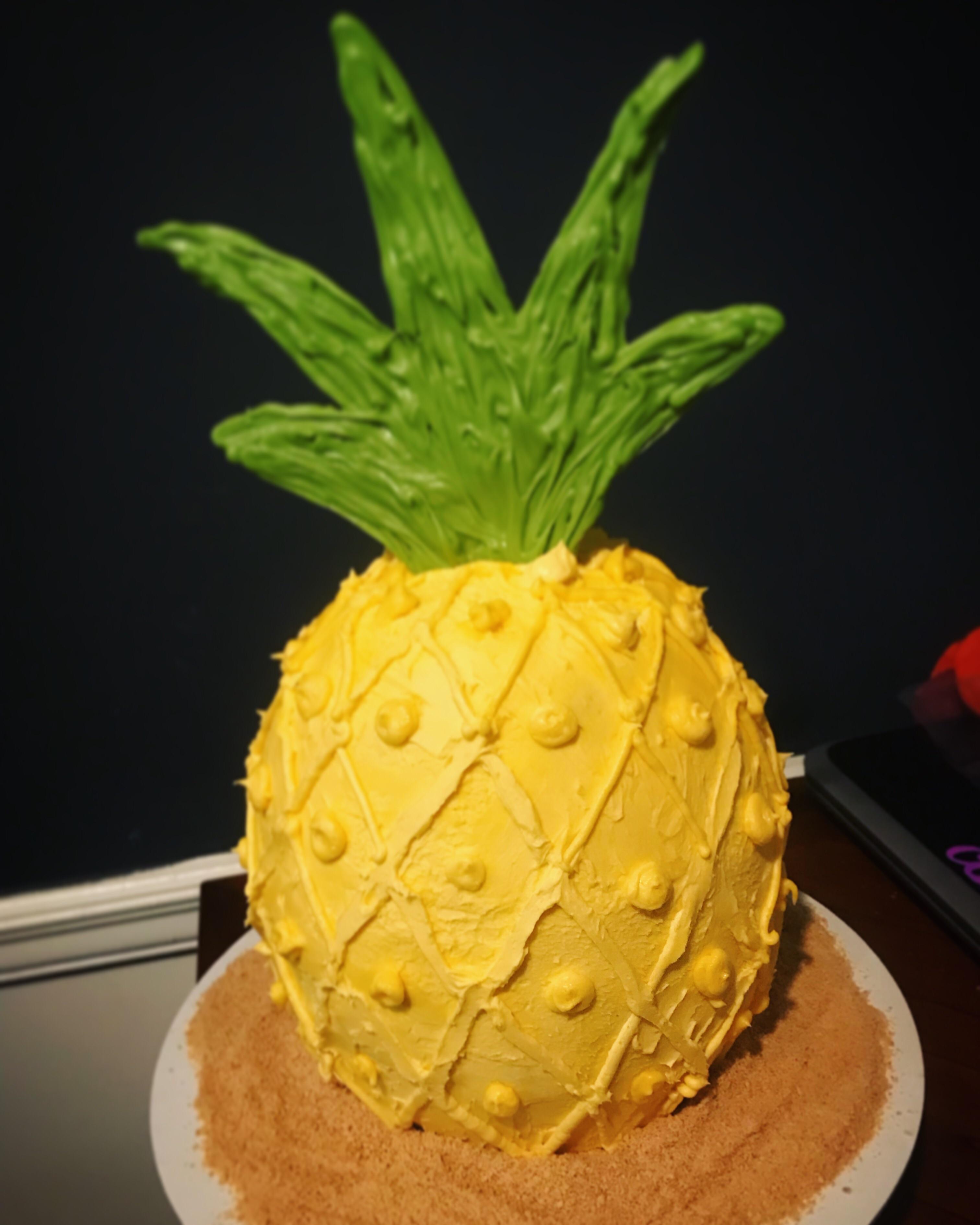 Pineapple Shaped Cake