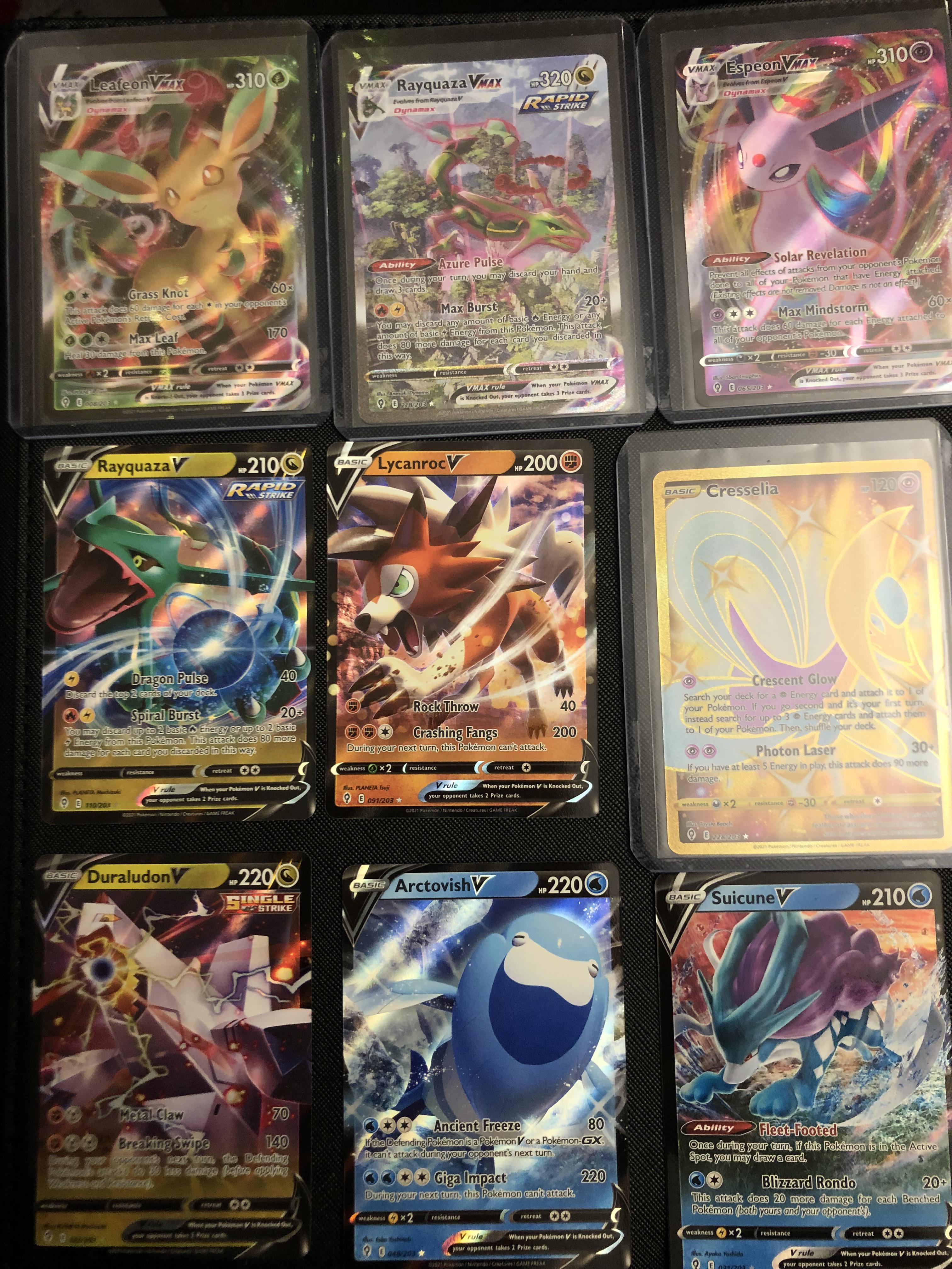 These Evolving Skies booster boxes never fail... still chasing the ...