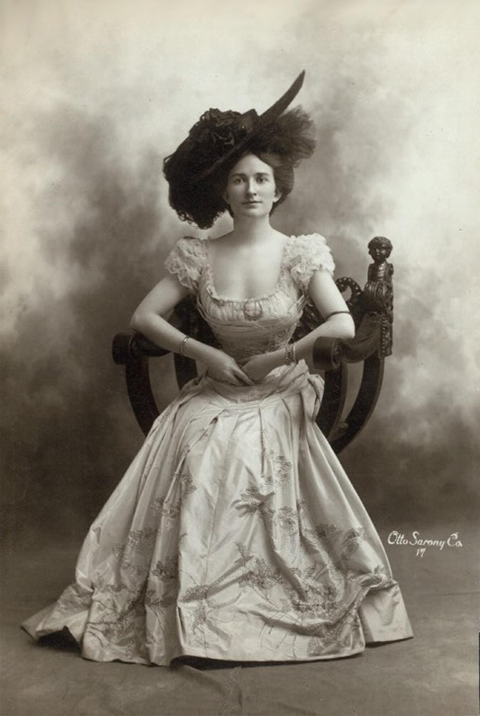 Victorian Woman Photograph