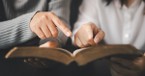 6 Simple Steps in Guiding Your Teen through Studying Scripture