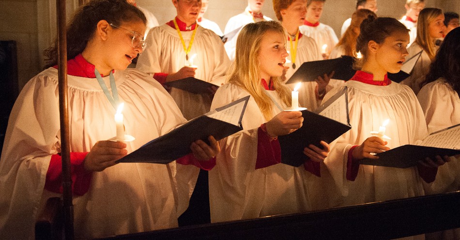 10 Glorious Advent Hymns: Rejoice in the Arrival of Christmas