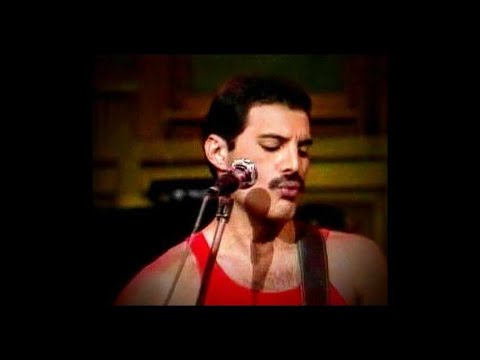 On This Day September 251982 Queen Performed On Snl