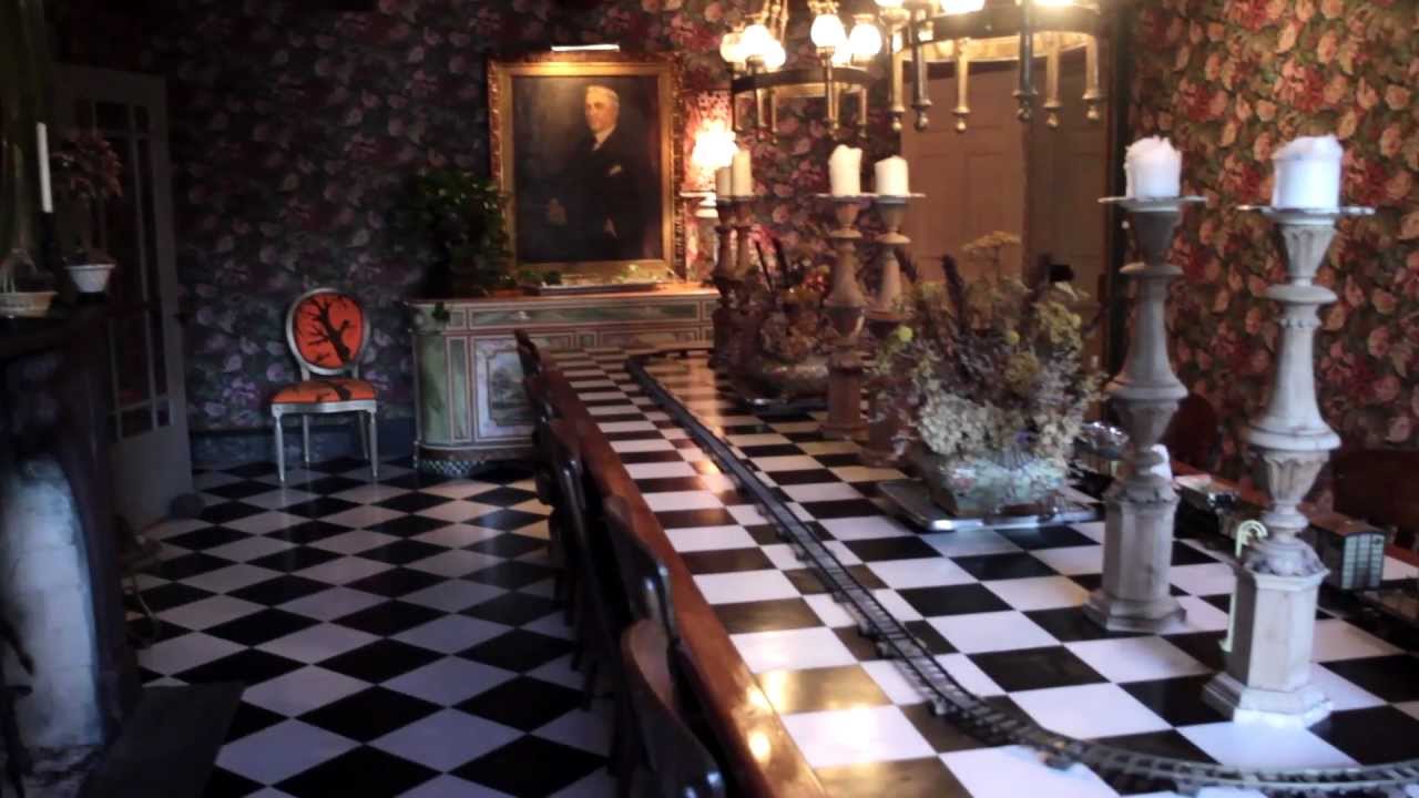 The Alice in Wonderland home -- OffBeat Spaces Video - YouTube