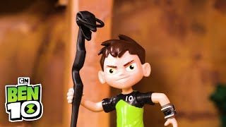 Ben 10 DIAMONDHEAD in The Forbidden Temple! | Ben 10 Toys | Cartoon Network