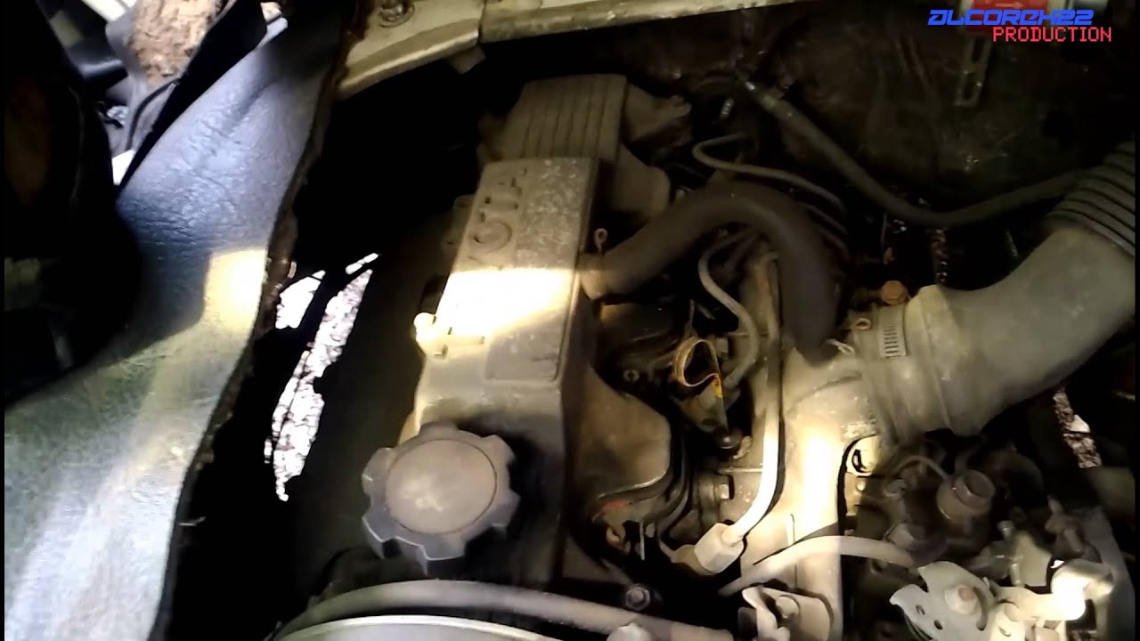 Toyota 2C Engine View - YouTube