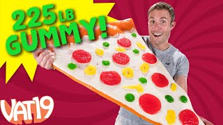 We Made The World’s Largest Gummy Pizza!