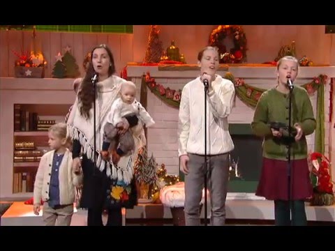 Angelo Kelly & Family - O Come All Ye Faithful 2015 - YouTube