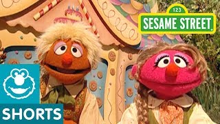 Sesame Street: Hansel and Gretel's Healthy Storybook Moment