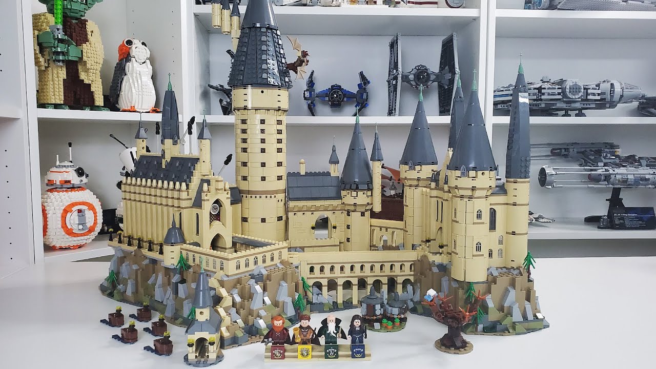 LEGO Hogwarts Castle 71043 Reviewed & Placed - YouTube