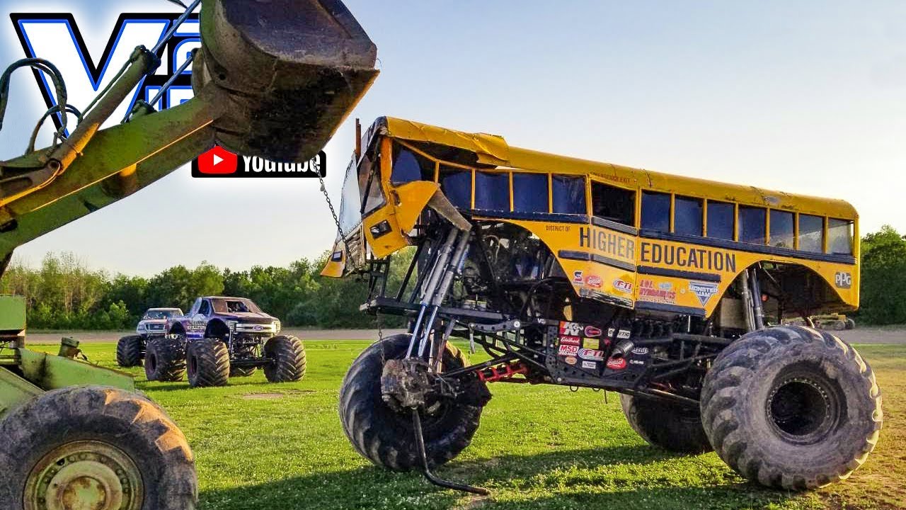 School Bus Monster Bus GIF School Bus Monster Bus Big Bus Discover ...