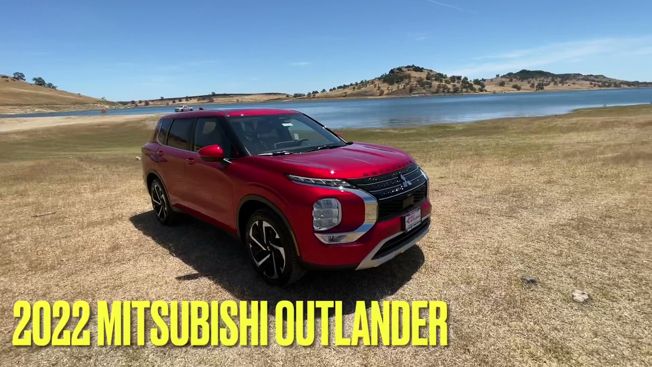 2022 Black Mitsubishi Outlander