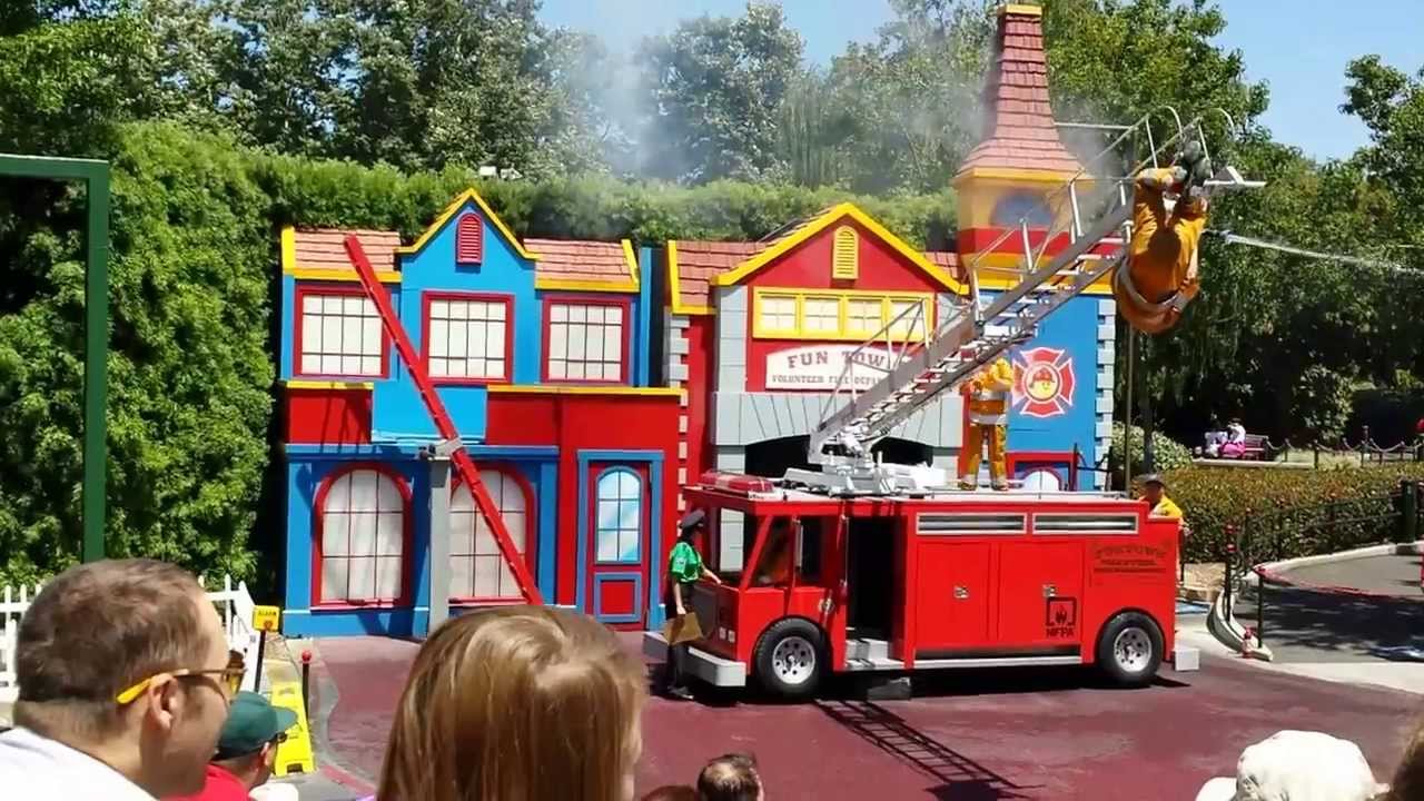 Legoland firetruck show - Part 2 - YouTube