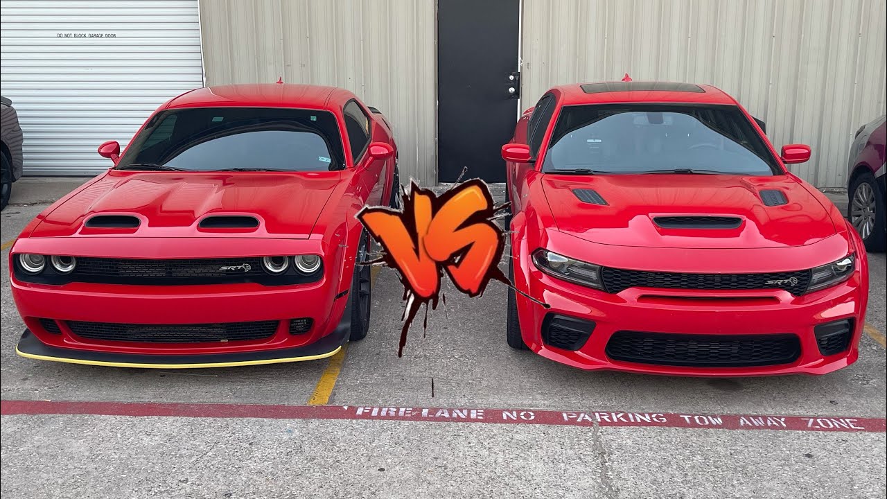 Introducir 35+ imagen charger vs challenger hellcat - Abzlocal.mx