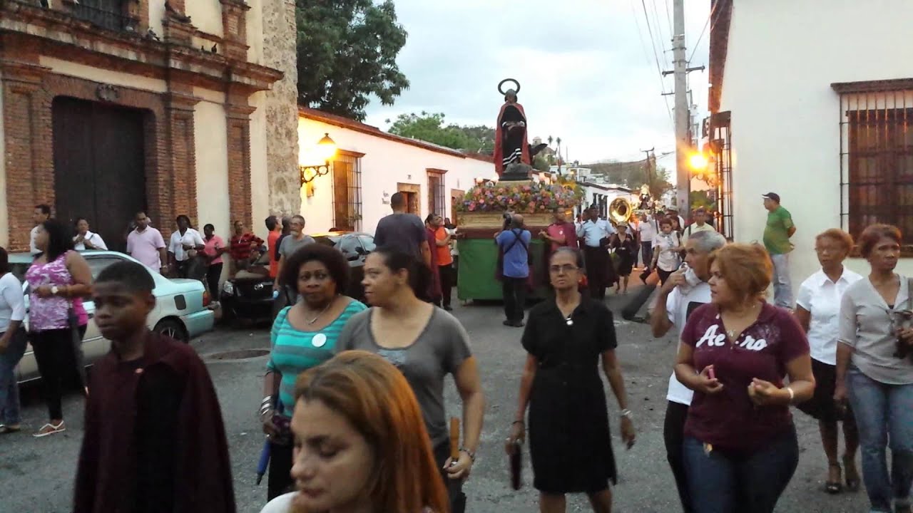 Santo Domingo Good Friday procession 2015 - YouTube