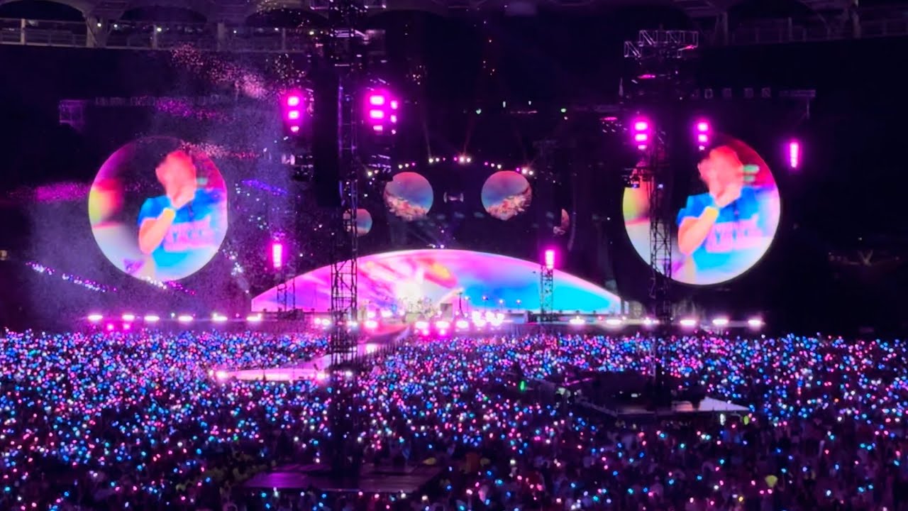 Coldplay ~ my universe ~ Perth 2023 - YouTube