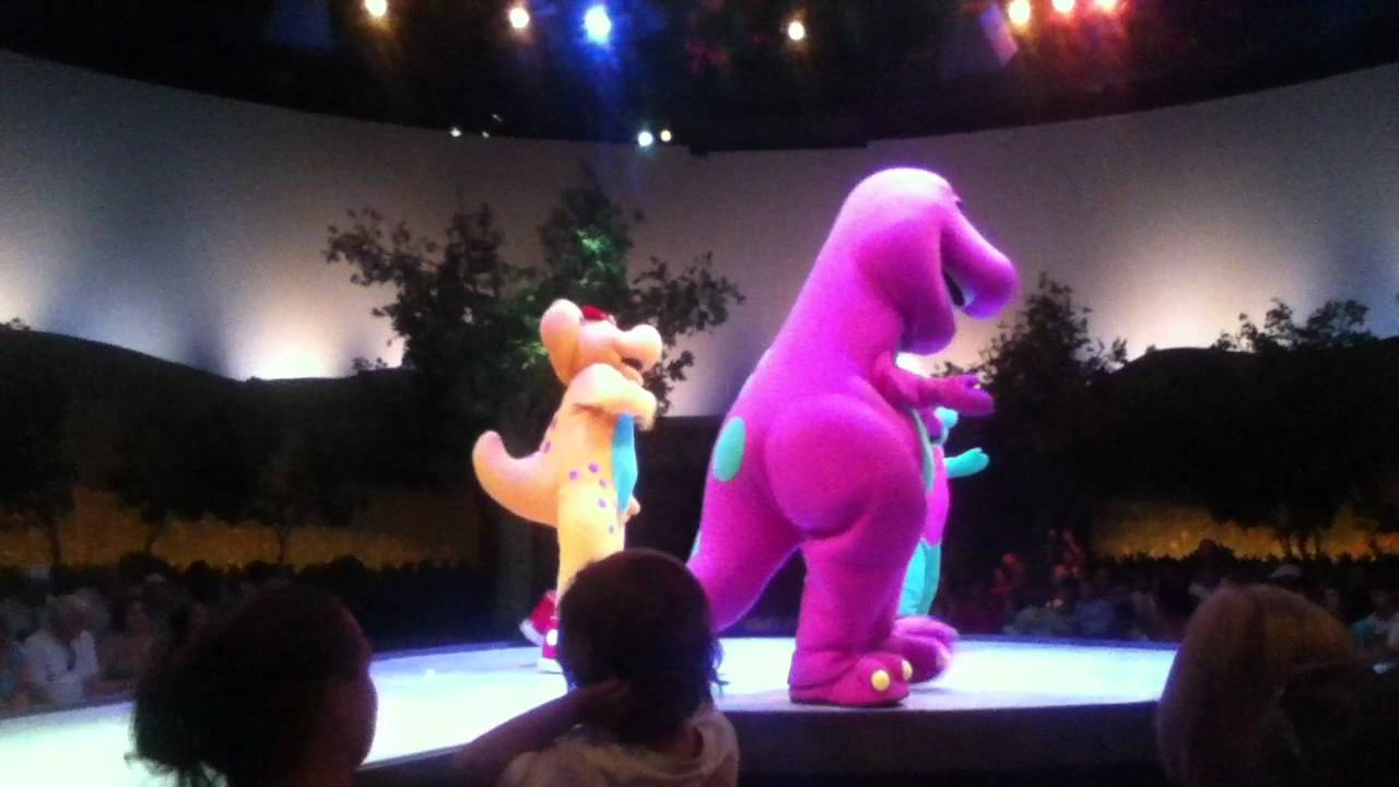 Barney at Universal studios Orlando - YouTube