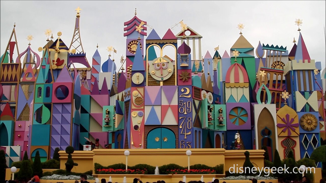 Tokyo Disneyland It S A Small World Clock Sequence Youtube