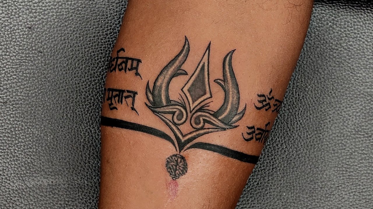 15 Most Significant Armband Tattoo Designs 2023