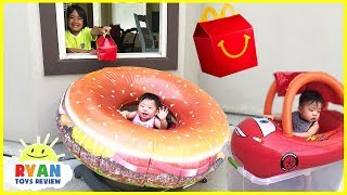 McDonald's Drive Thru Prank Twin Babies! Giant Hamburger Ride on Car Disney Cars Lightning McQueen