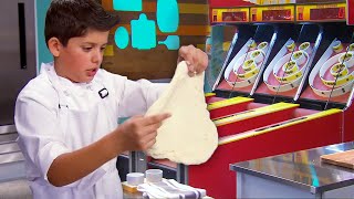 We Made a Pizza in an ARCADE!  | Universal Kids