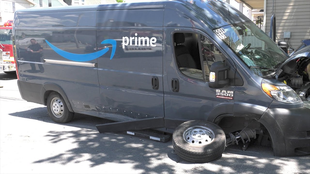 Amazon Prime Delivery Van Crashed In Pennsylvania Youtube