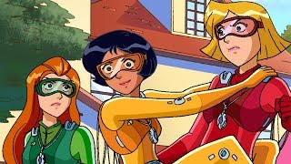 Sam, Alex and Clover's Gadgets  | Totally Spies: COMPILATION 