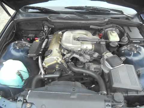 BMW 318i E36 engine start - YouTube