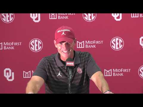 Brent Venables Postgame Press Conference | South Carolina 35, Oklahoma 9