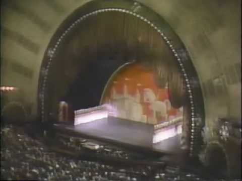 Christmas at Radio City Music Hall 1986 (part 6 of 7) - YouTube