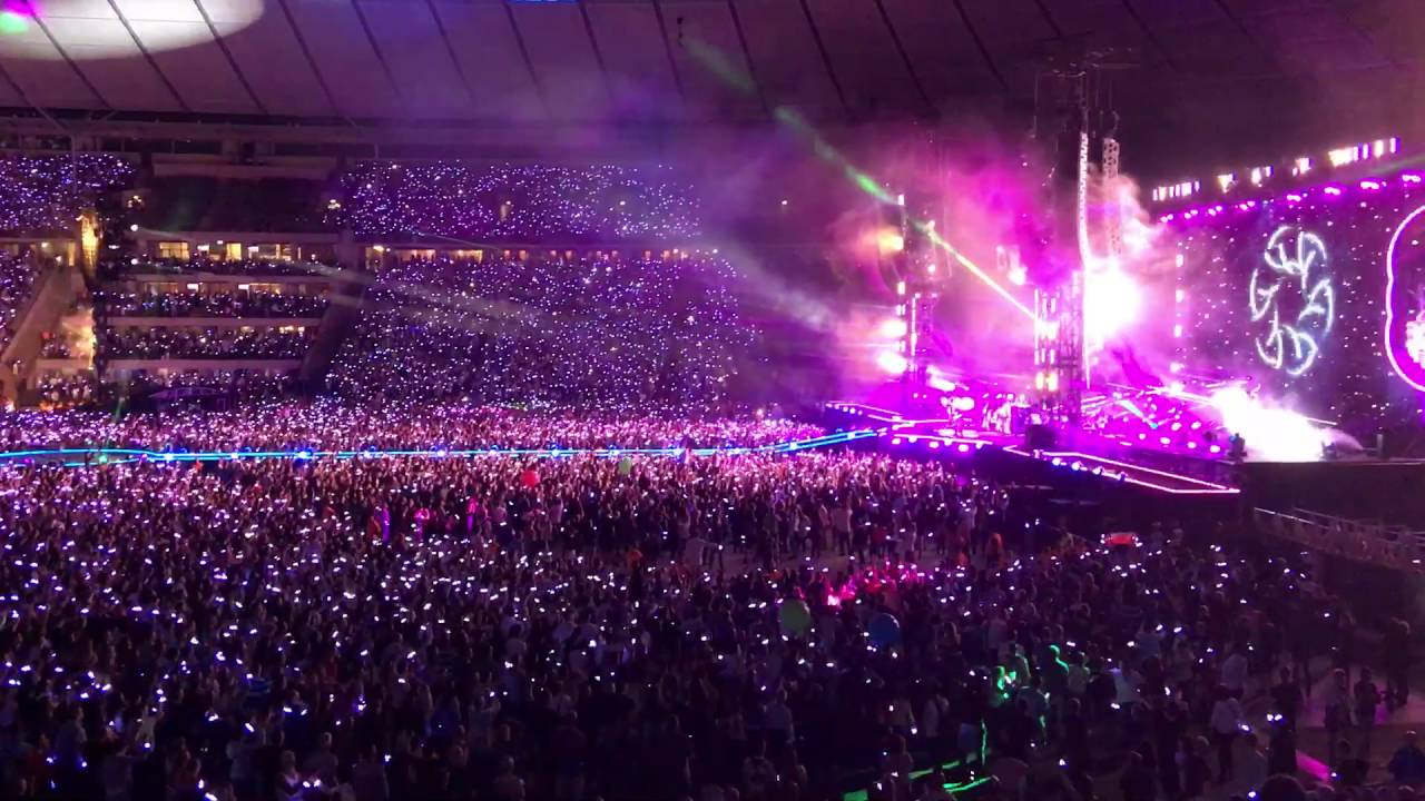 Coldplay Live in Berlin 2016 - YouTube