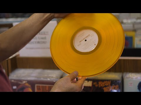 Exploring the reason vinyl LPs are making a comeback