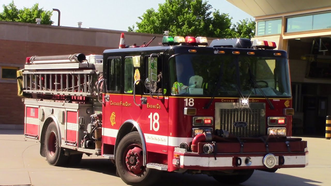 Chicago Fire Dept. Engine 18 Responding - YouTube