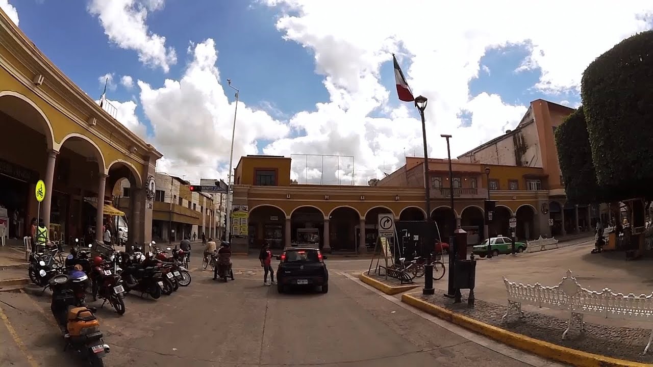 En las calles de Cortazar Guanajuato - YouTube