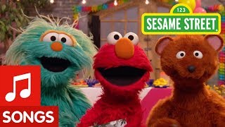 Sesame Street: Let's Hear It For Grandparents Song!