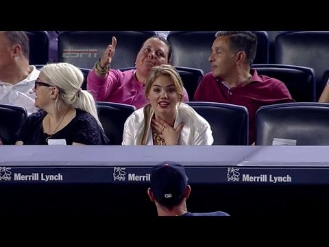 Justin Verlander charms Kate Upton