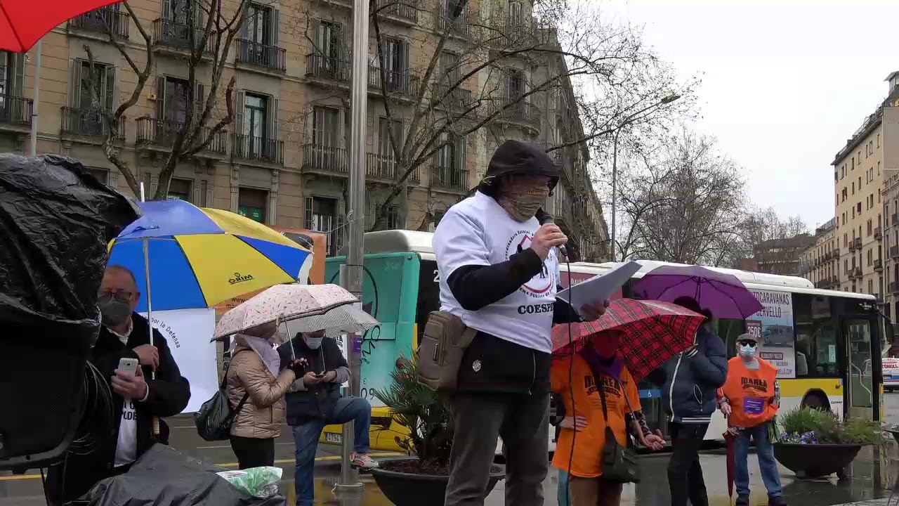 Ramon Franquesa 8 Marzo Plaza Universidad Barcelona - YouTube