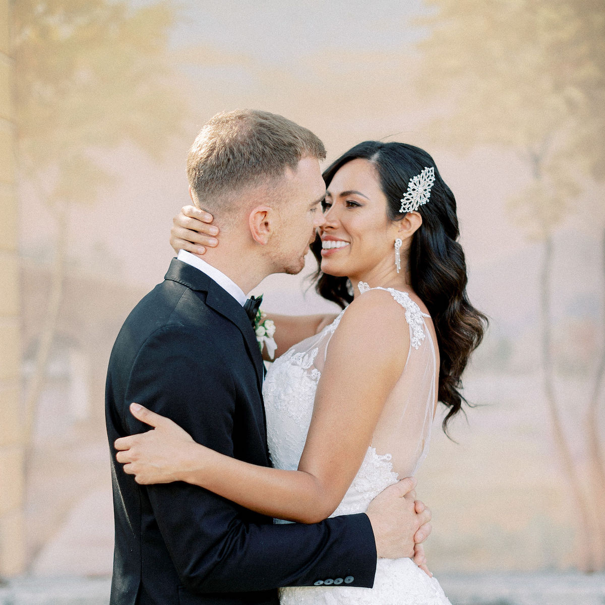 Bride and groom photo - Linda Nari Photography