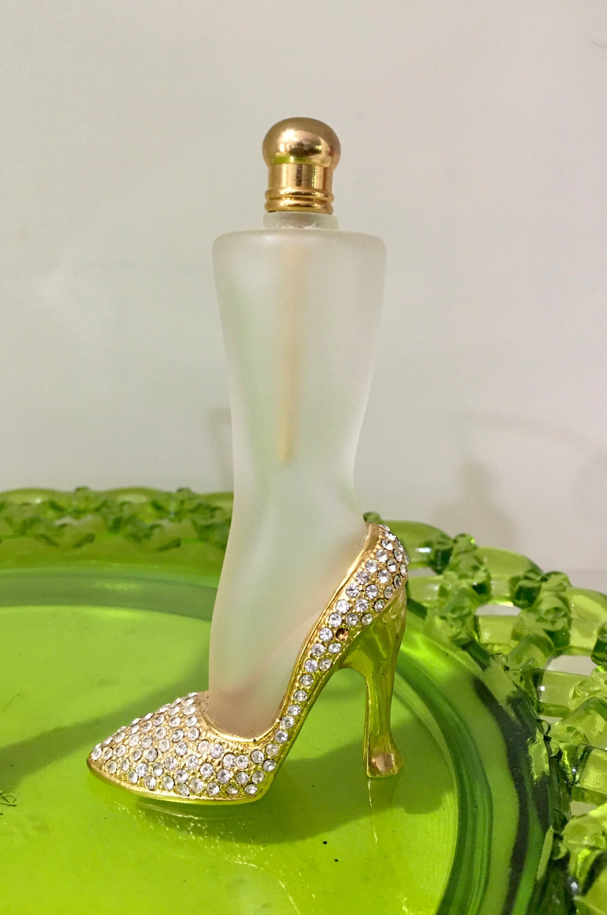 Glass Leg And Shoe Perfume Bottle