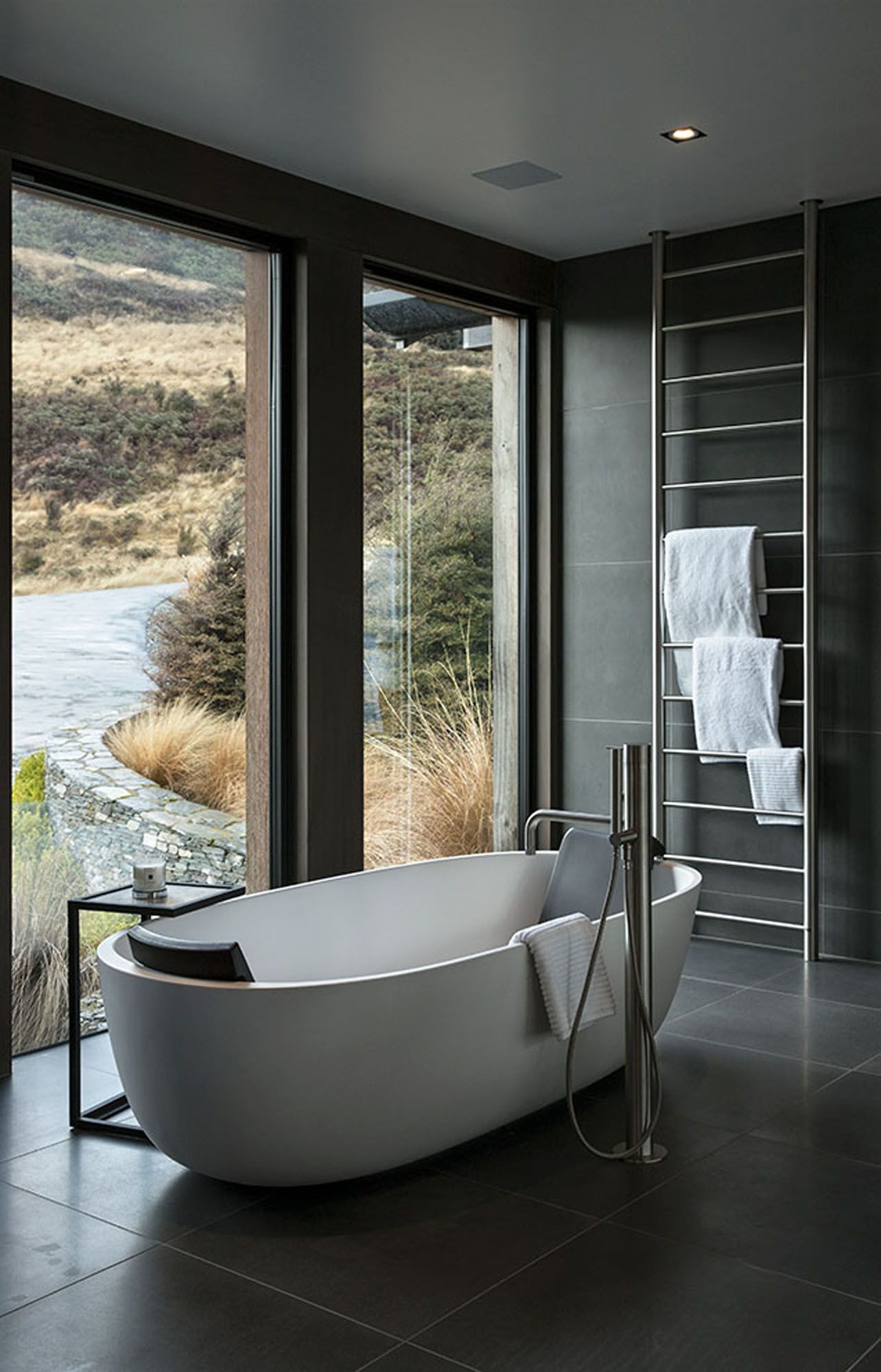 The Black Tiled Bathroom is Beautiful & Modern