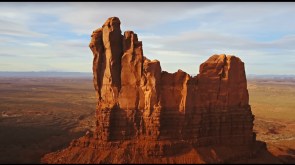 A beautiful view. Monument Valley is a beautiful and iconic location known for its stunning rock formations and breathtaking vistas. [1920×1080]