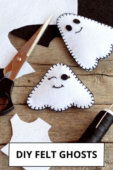 DIY felt ghosts Halloween craft